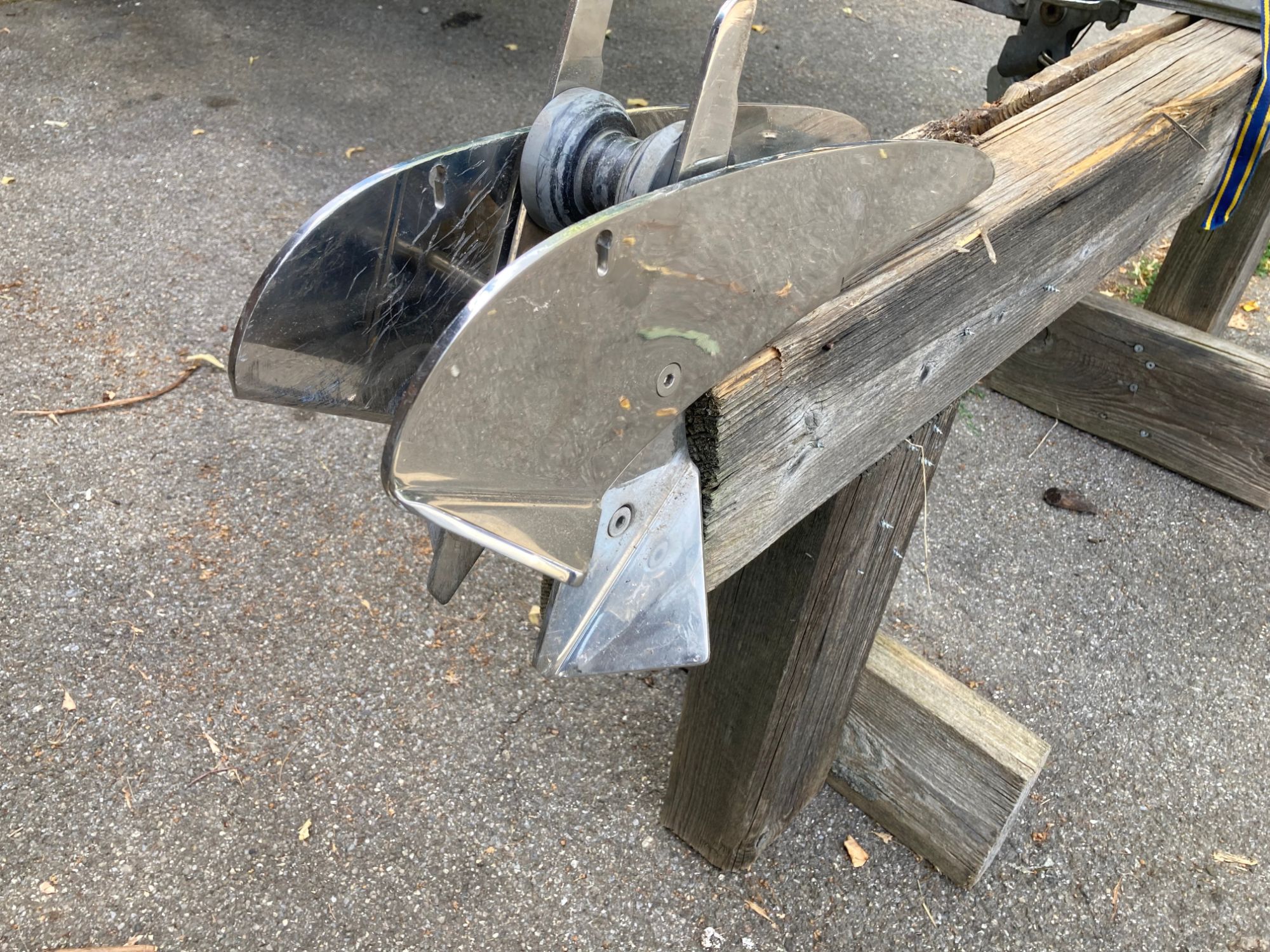 Bootsbugrolle — Bild 2 von 5