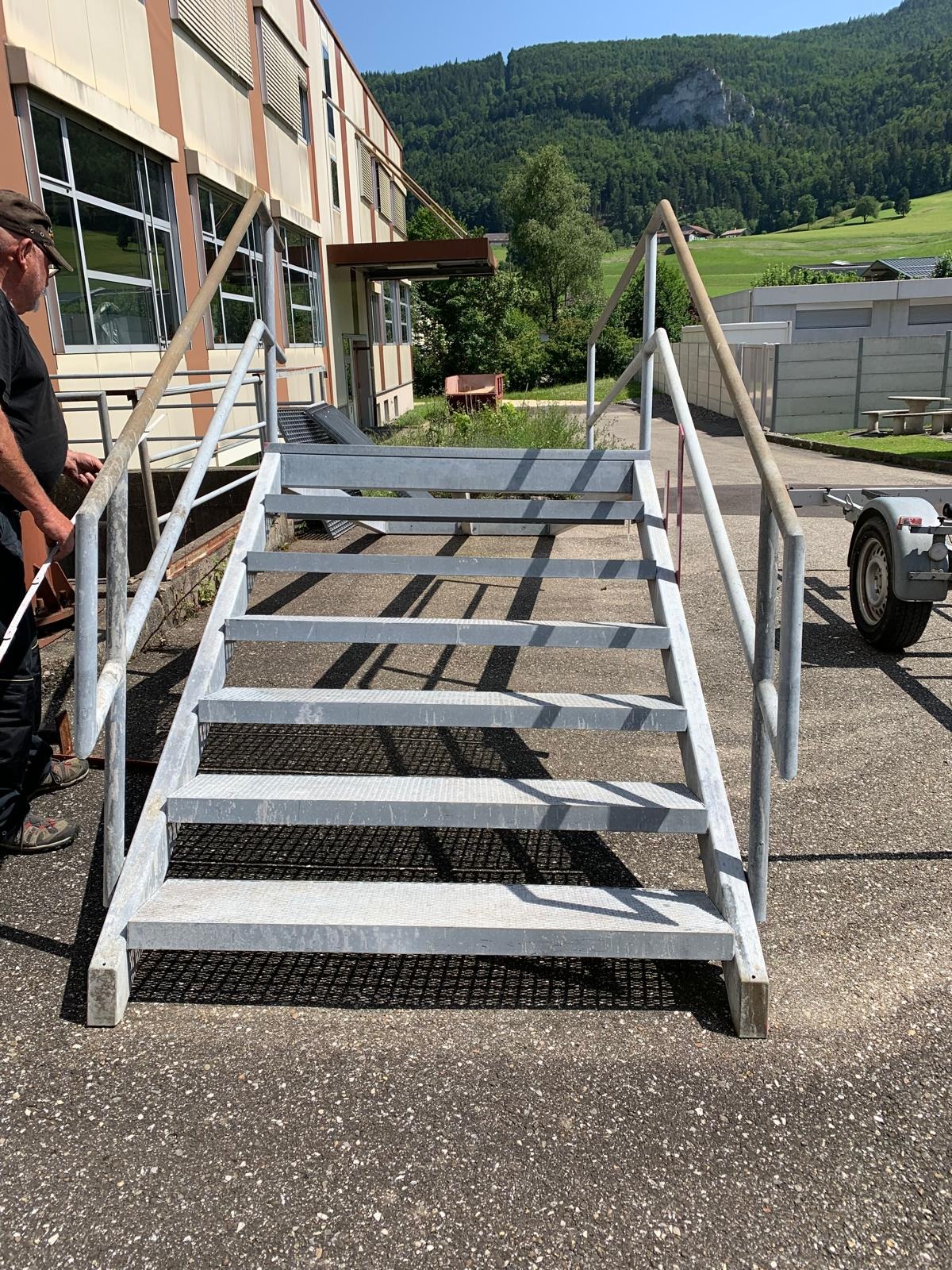 Metallplattform / Bootsteg / Feuertreppe / Verladerampe verzinkt (zerlegt) — Bild 2 von 5