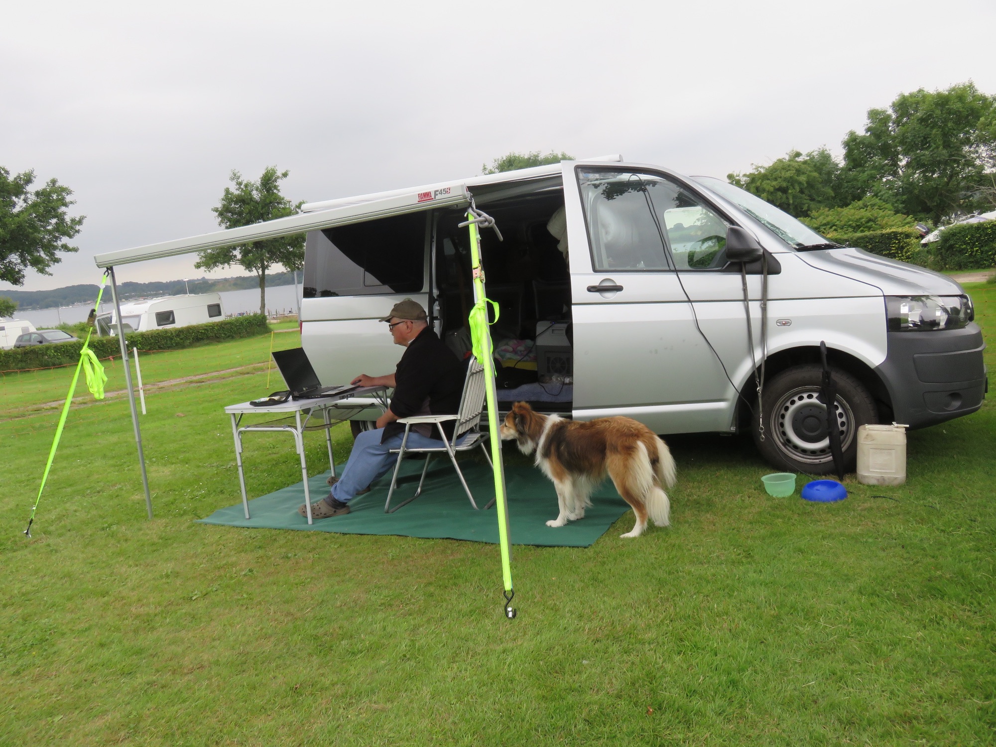Flama Markise VW Bus in 5503 Schafisheim