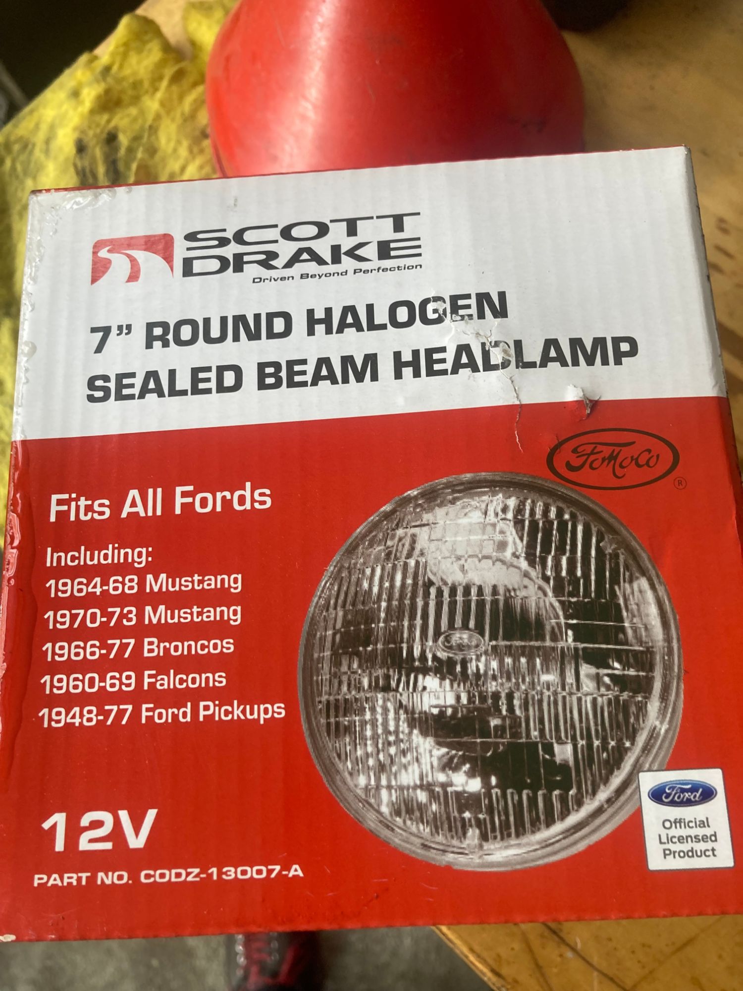 Scott Drake 7" Round Halogen Sealed Beam Headlamp in 3112 Allmendingen b. Bern